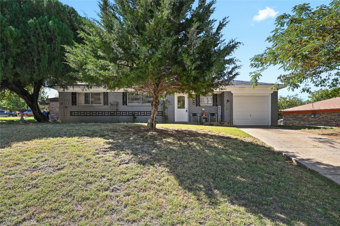 1211 Carla Street Denison TX 75020