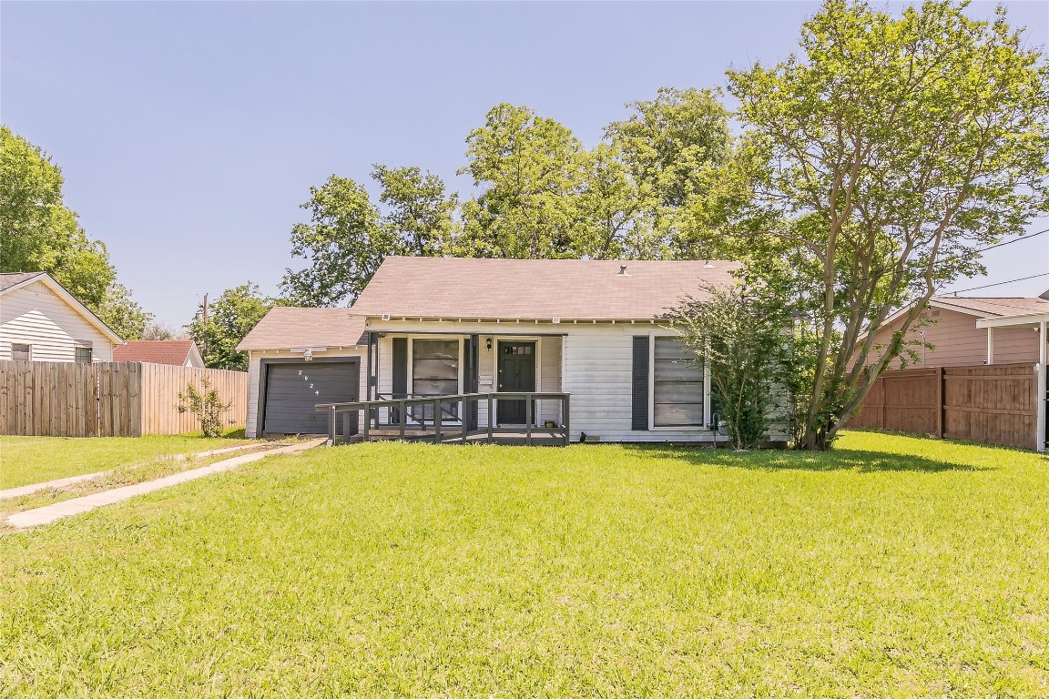 2924 Darby Drive Dallas TX 75227
