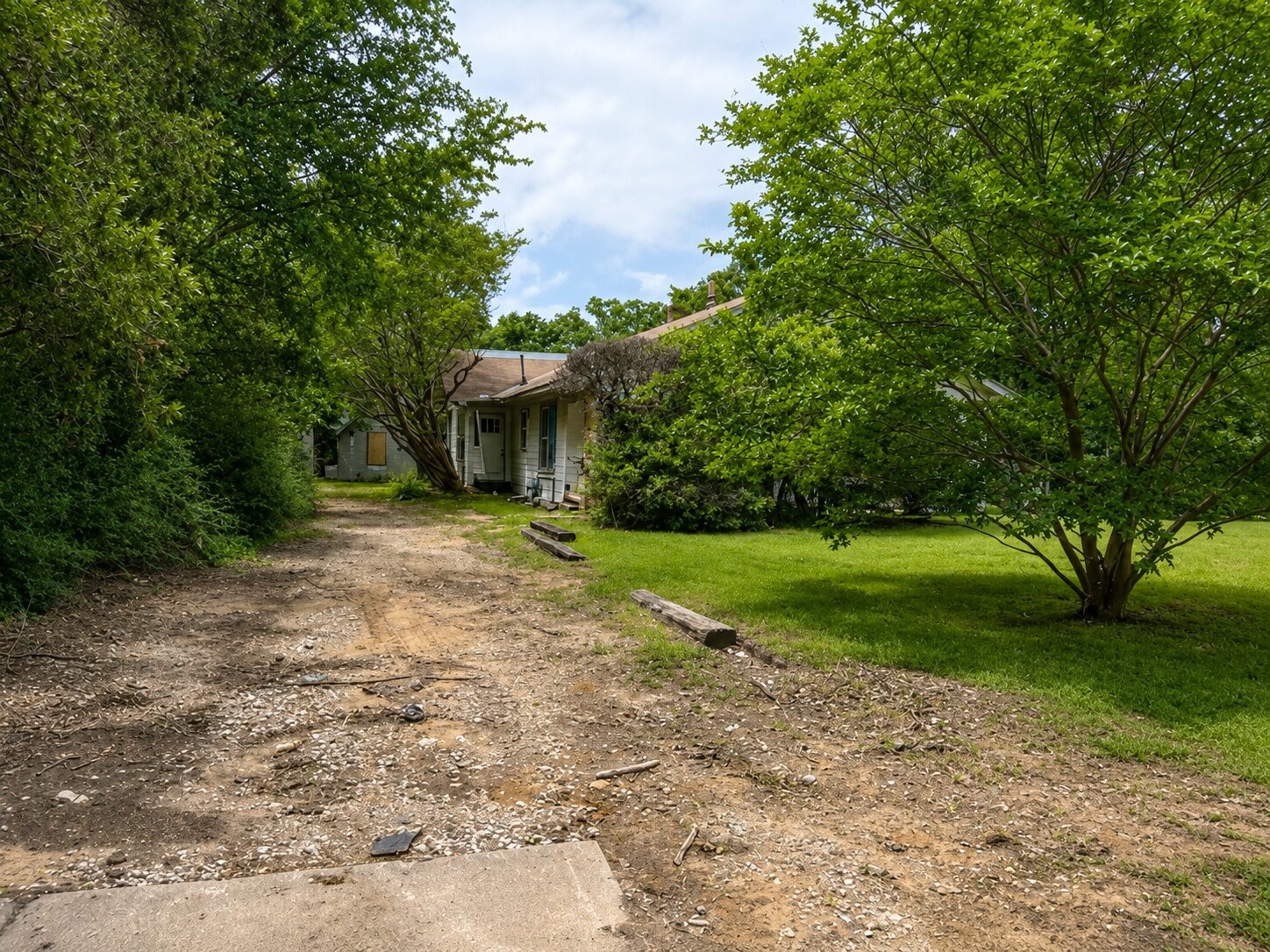 2114 Tierney Road Fort Worth TX 76112