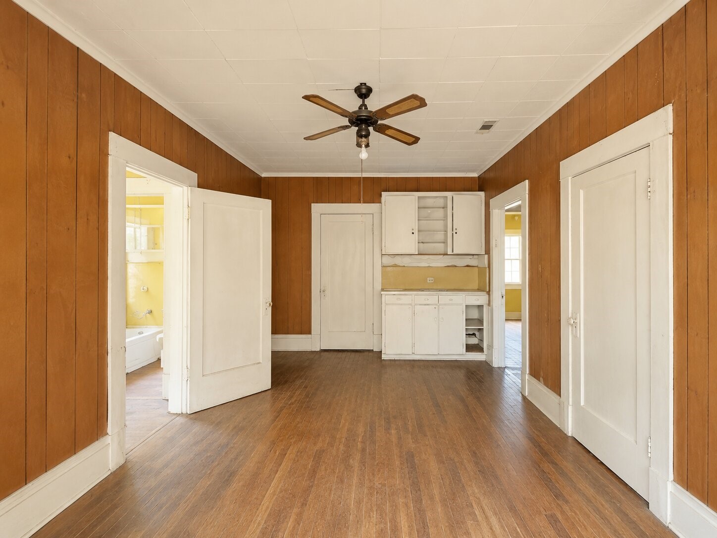 2114 Tierney Road Fort Worth TX 76112