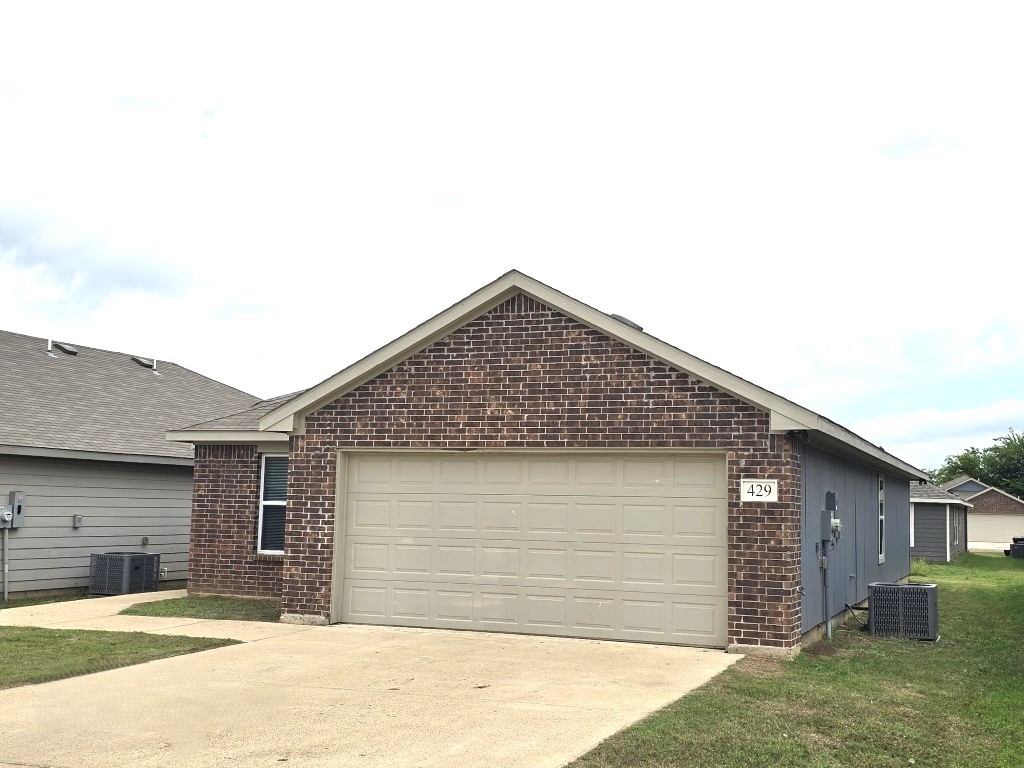 429 Shorty Street Mabank TX 75147