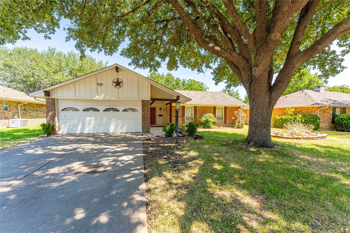 105 Tanglewood Lane Waxahachie TX 75165