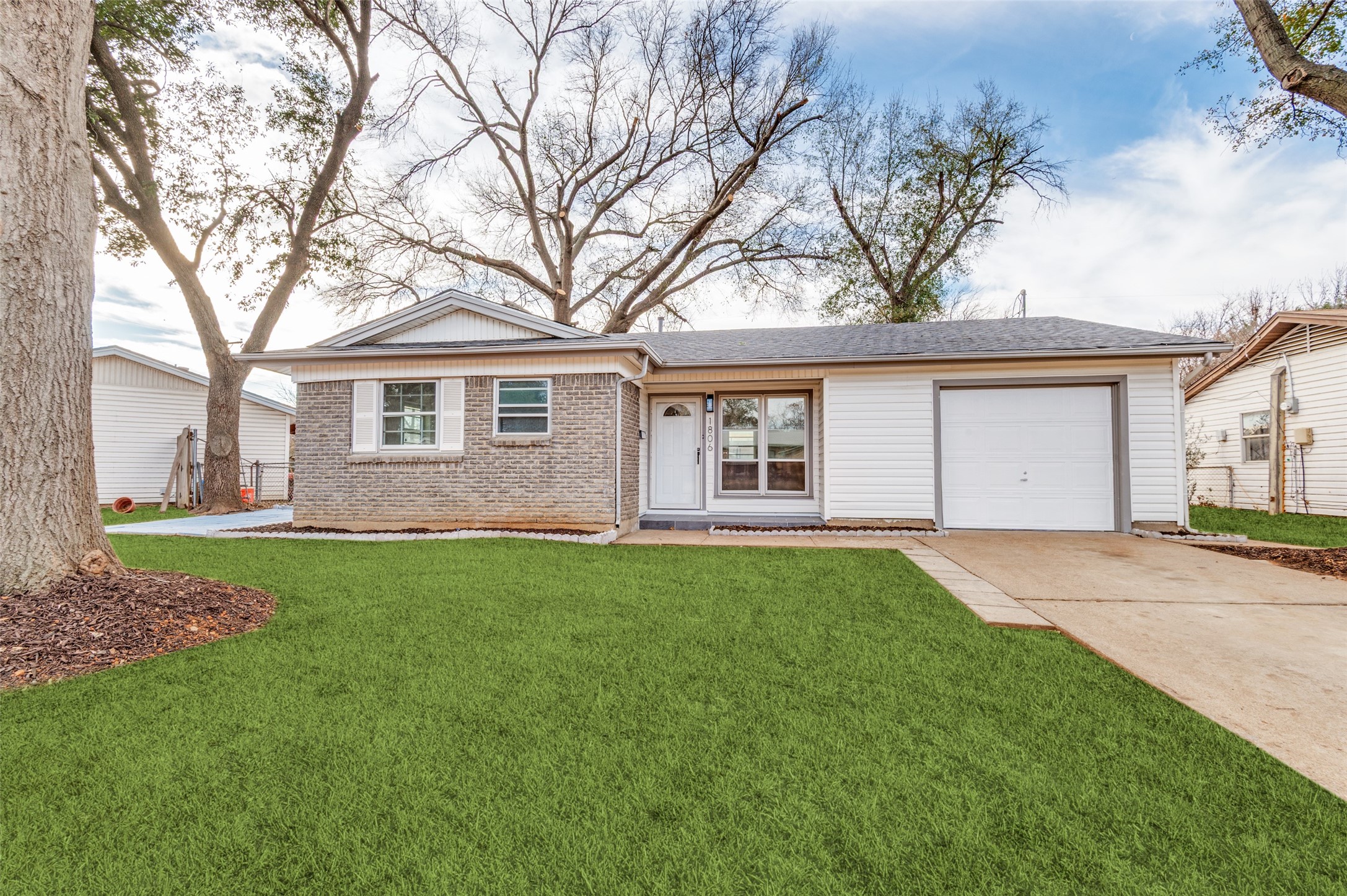 1806 Cunningham Street Irving TX 75062