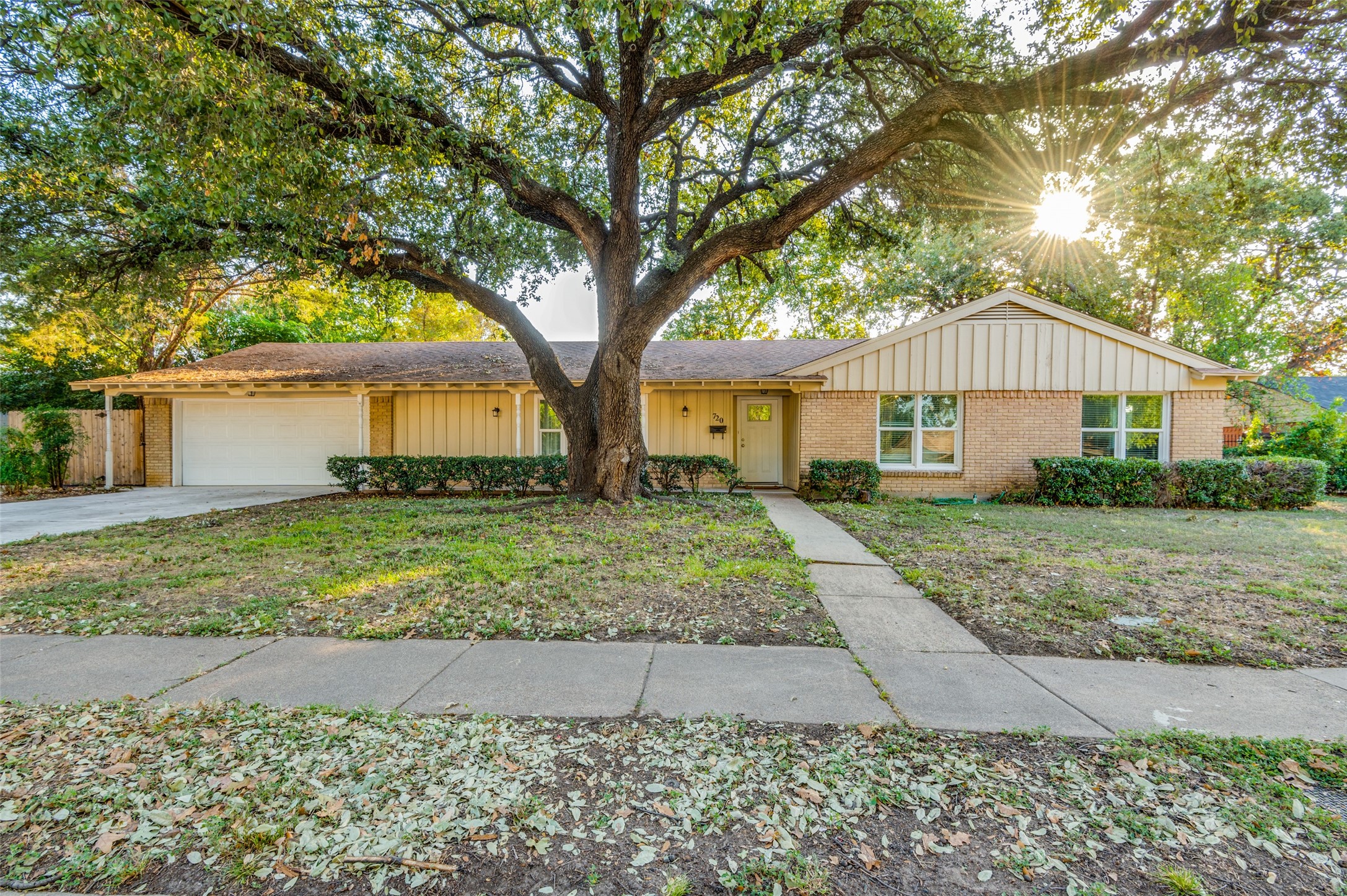 720 Tanglewood Drive E Irving TX 75061