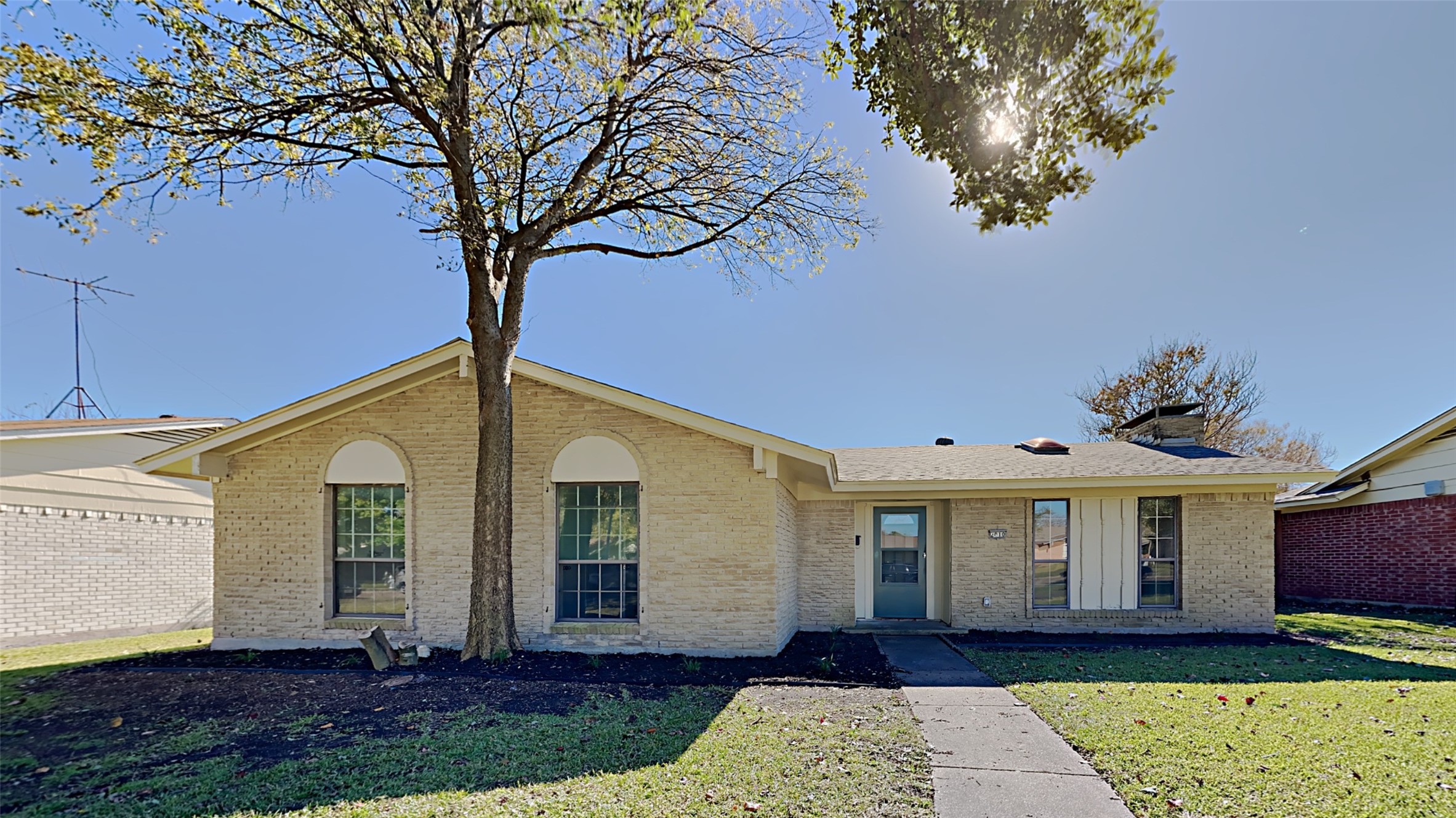 2010 Powderhorn Drive Garland TX 75044