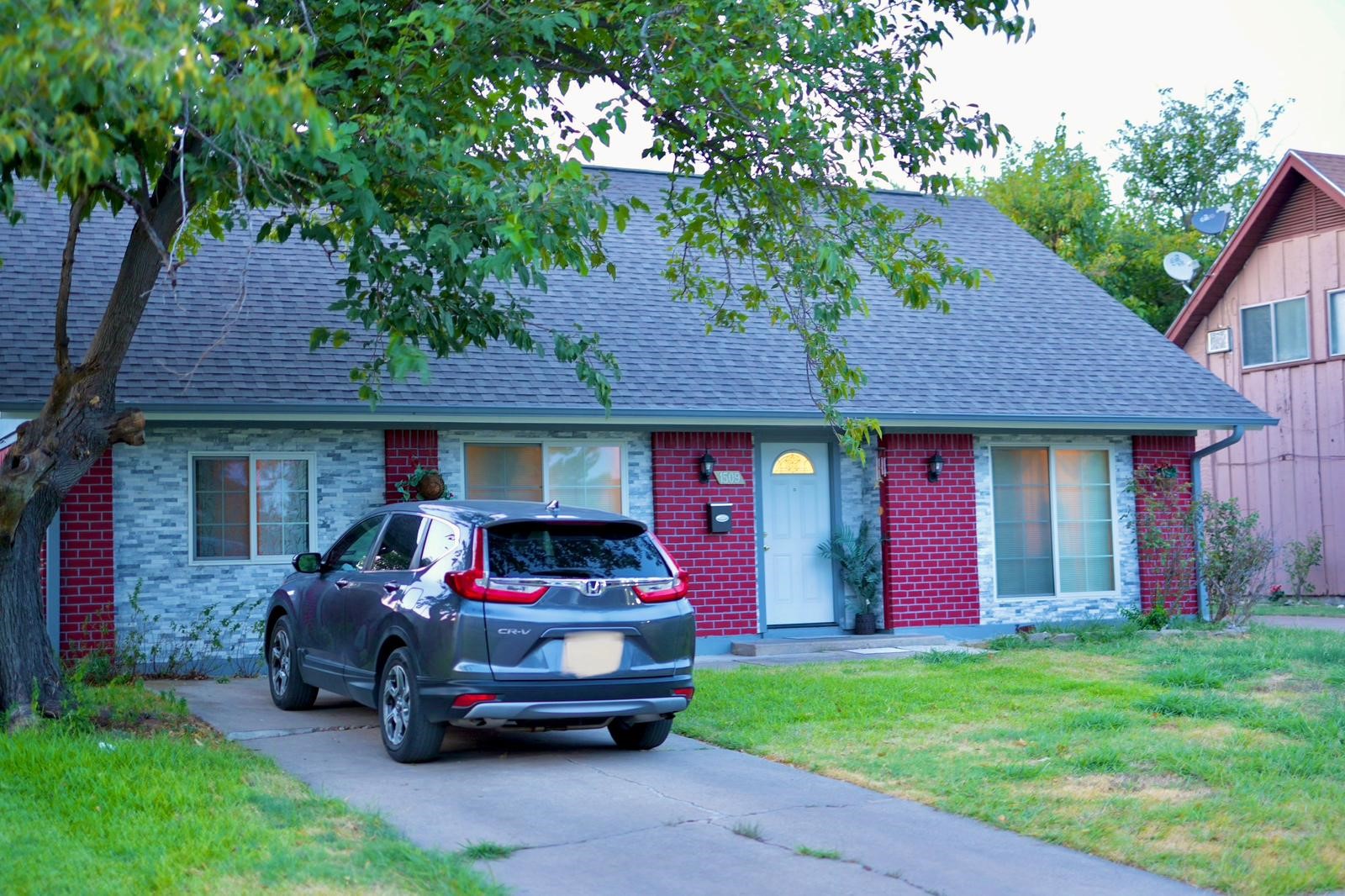 1509 Mcham Street Irving TX 75062