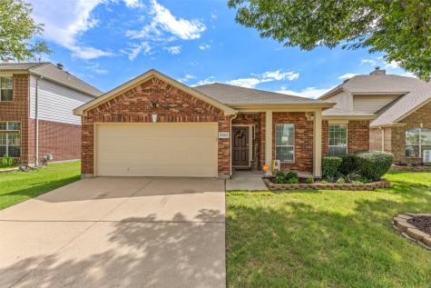 5824 Twilight Drive Grand Prairie TX 75052