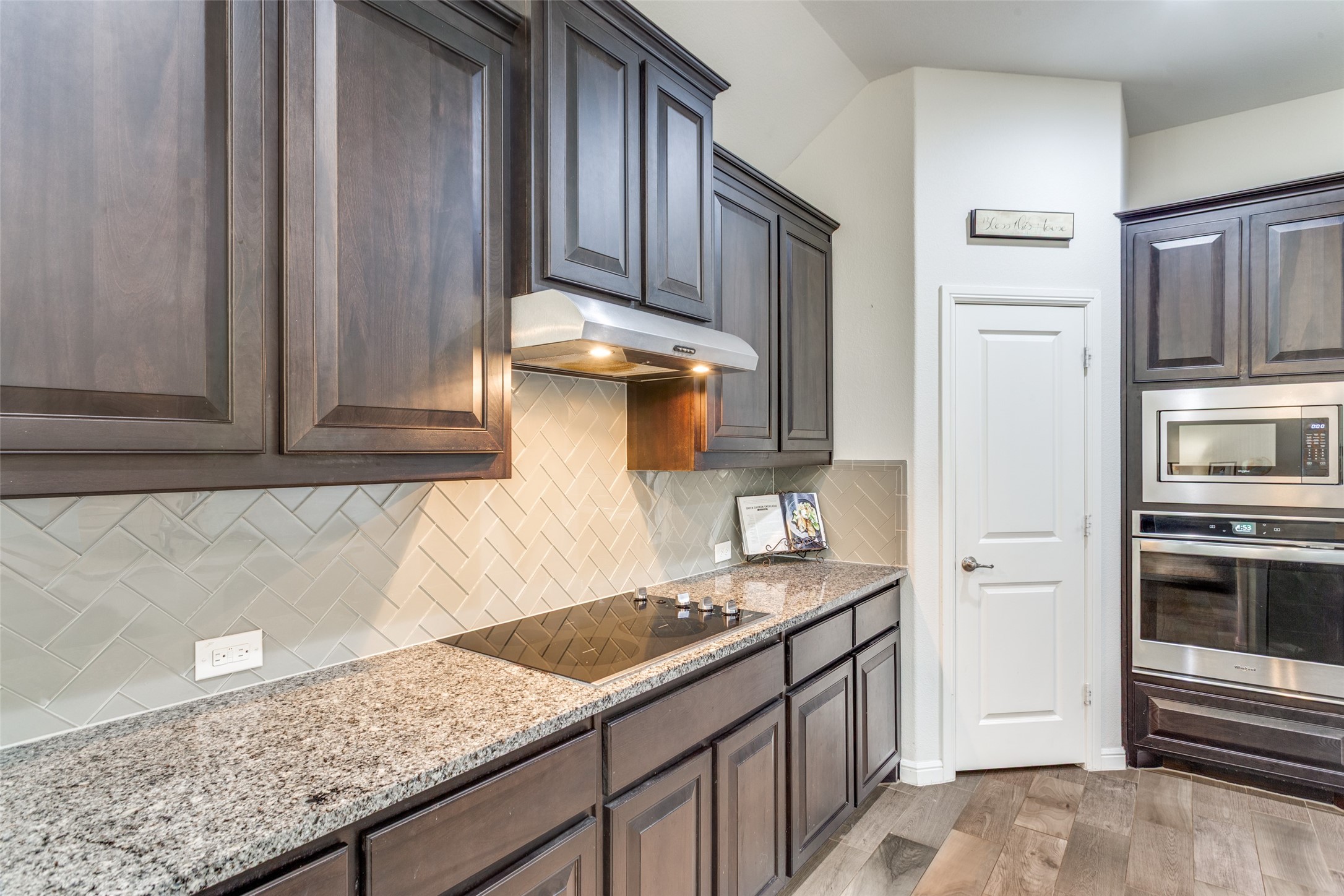 7817 Bella Way Arlington TX 76001