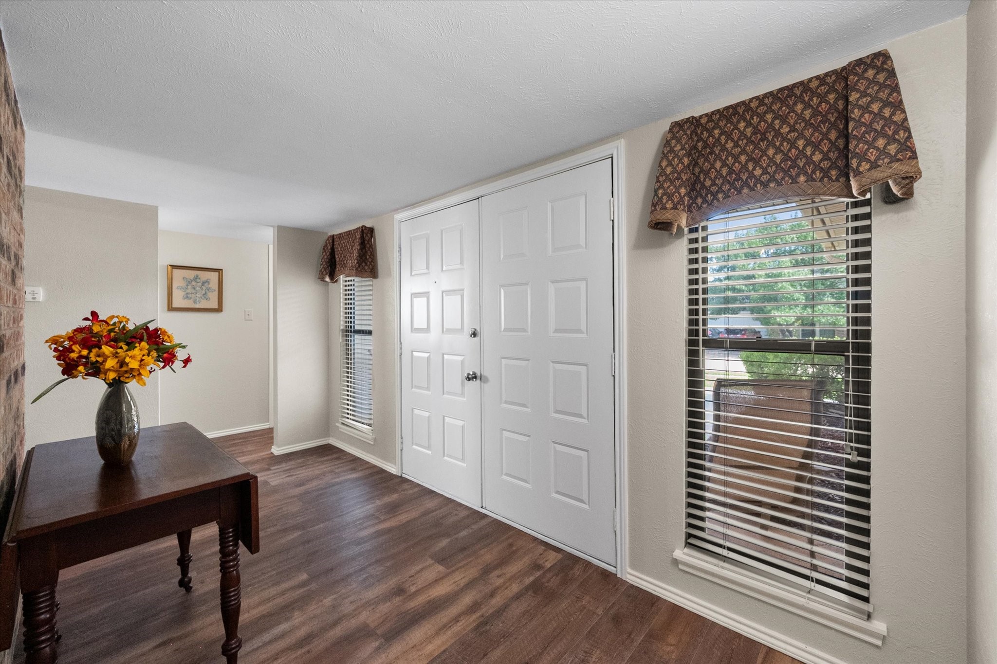 7016 Greenspring Drive Arlington TX 76016