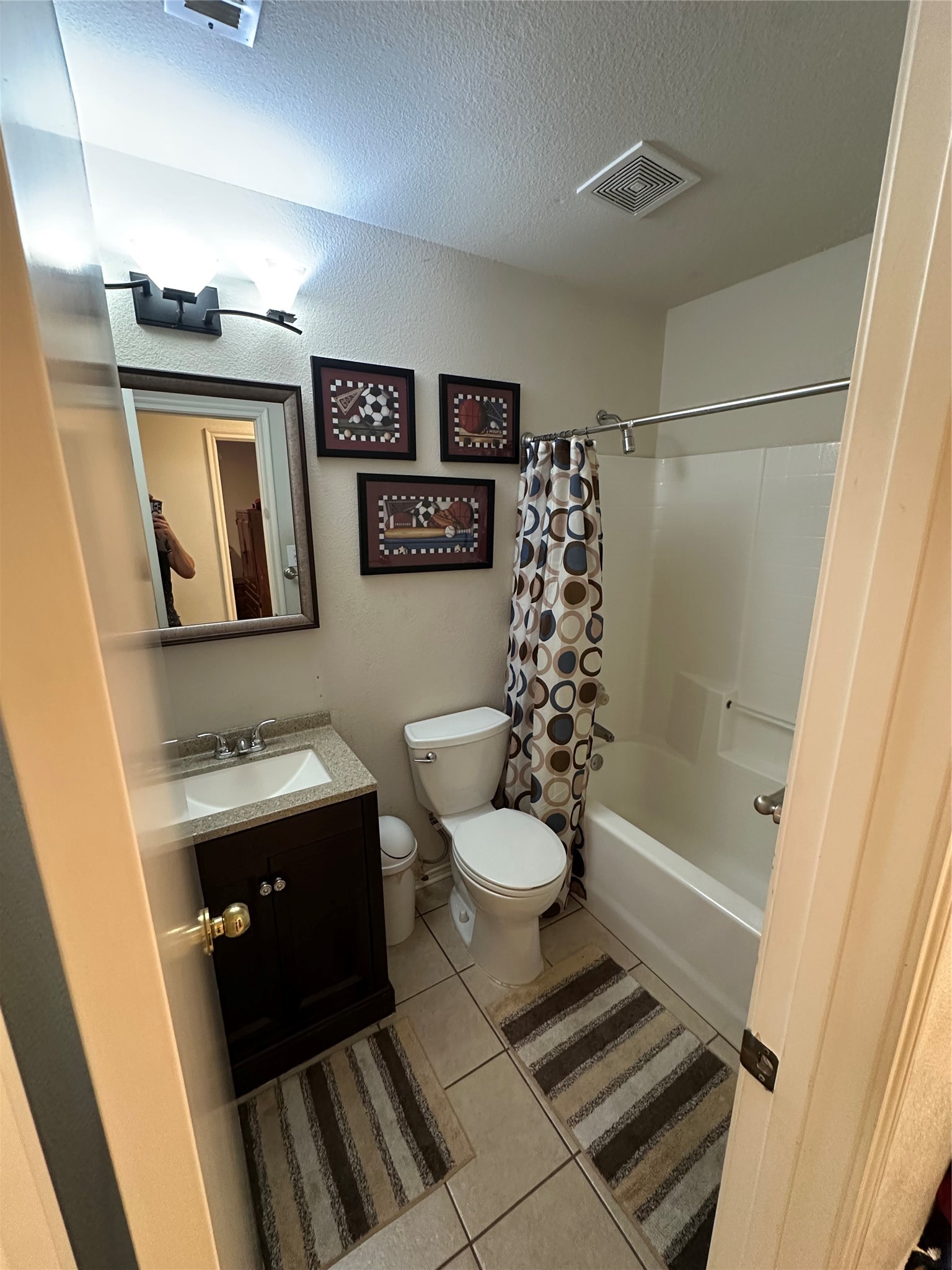 916 Algonquin Drive Dallas TX 75217