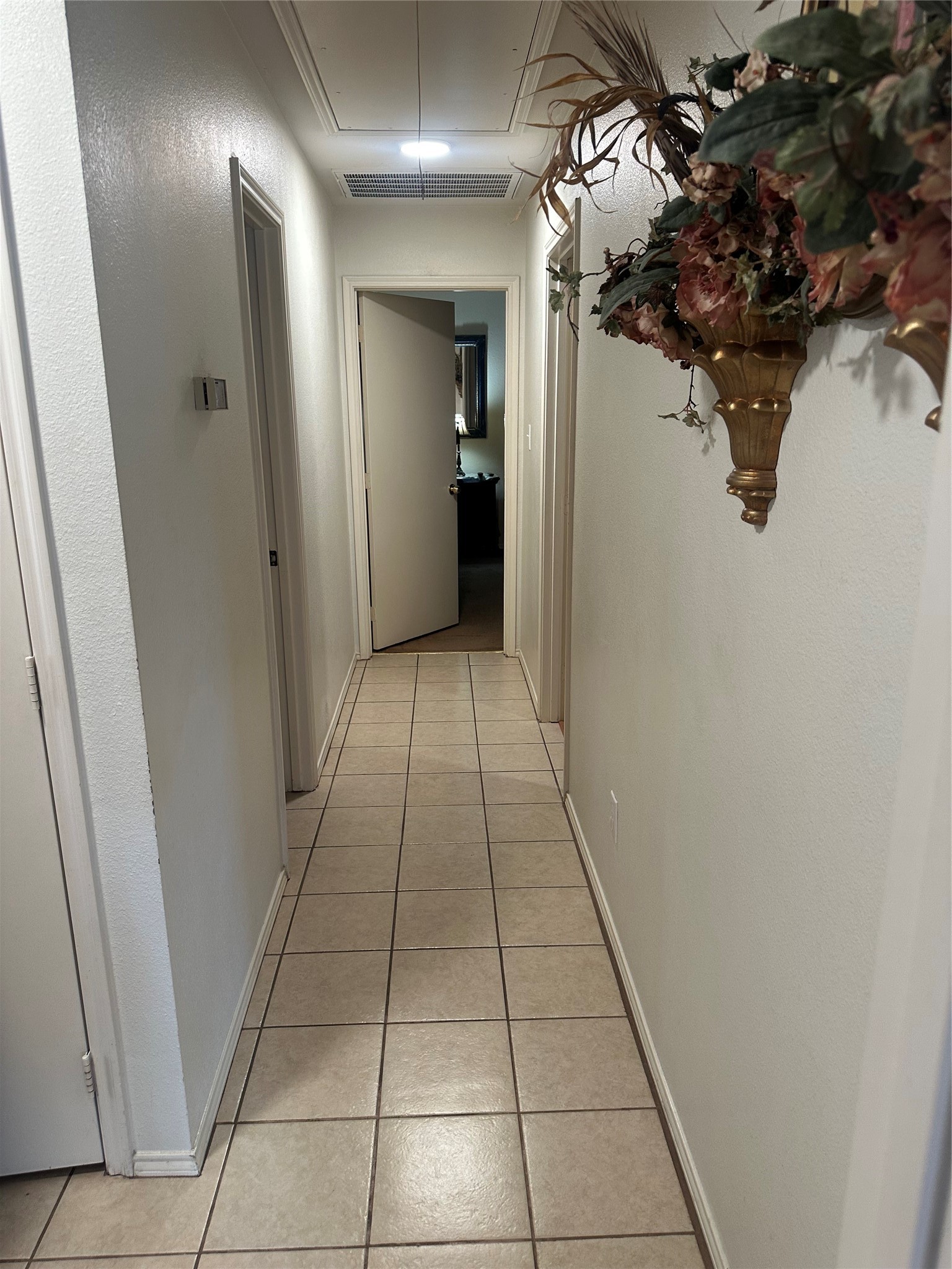 916 Algonquin Drive Dallas TX 75217