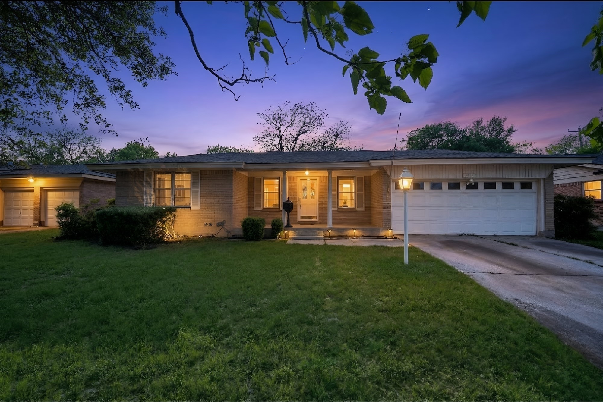 3458 Cimmaron Trail Fort Worth TX 76116