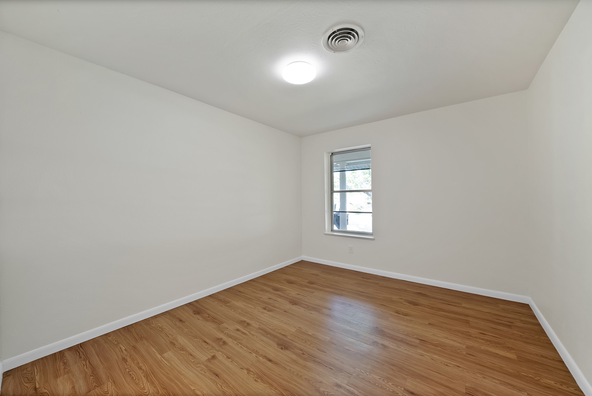 3458 Cimmaron Trail Fort Worth TX 76116