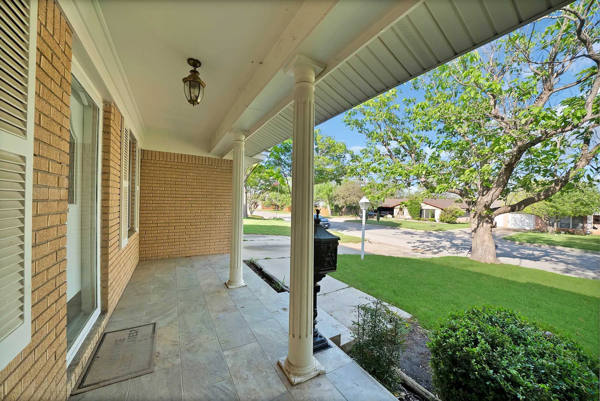 3458 Cimmaron Trail Fort Worth TX 76116