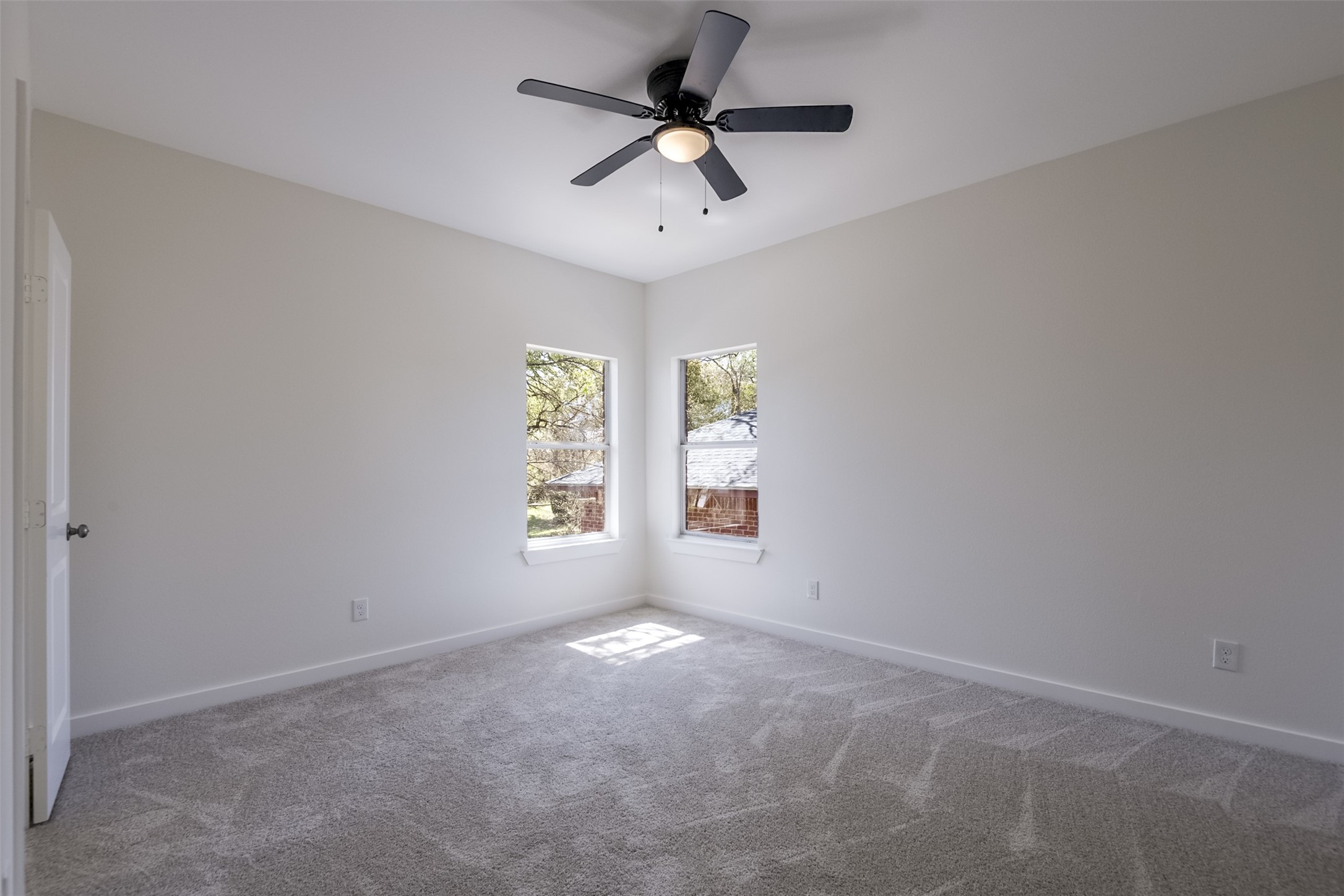 2916 Forestwood Drive Arlington TX 76006
