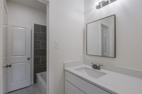 2916 Forestwood Drive Arlington TX 76006