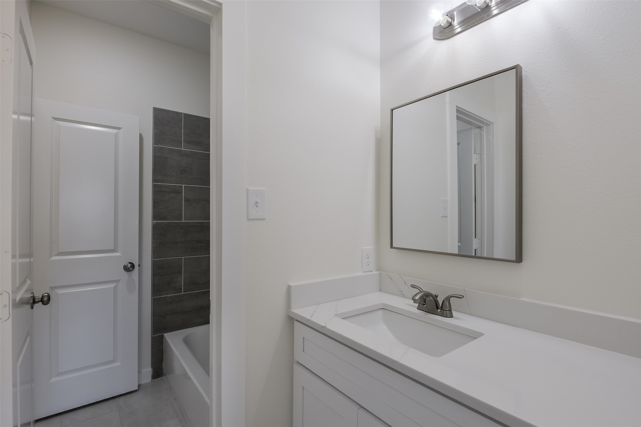 2916 Forestwood Drive Arlington TX 76006