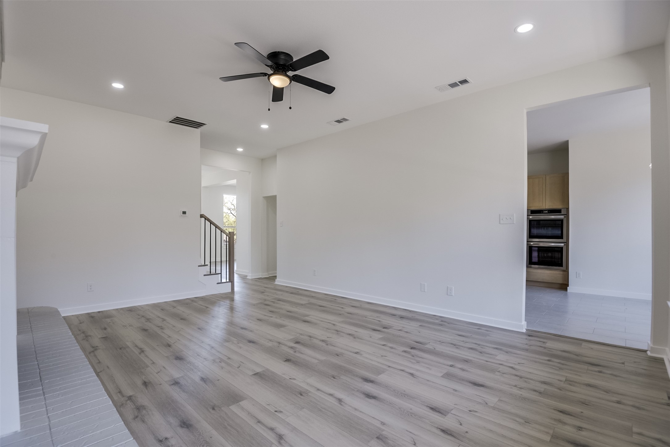 2916 Forestwood Drive Arlington TX 76006