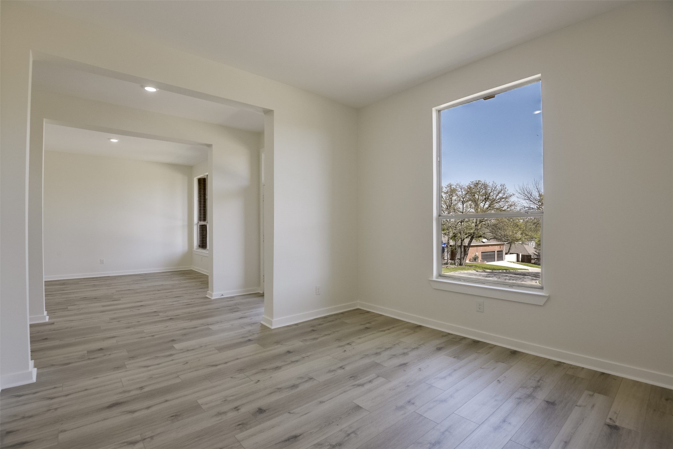 2916 Forestwood Drive Arlington TX 76006