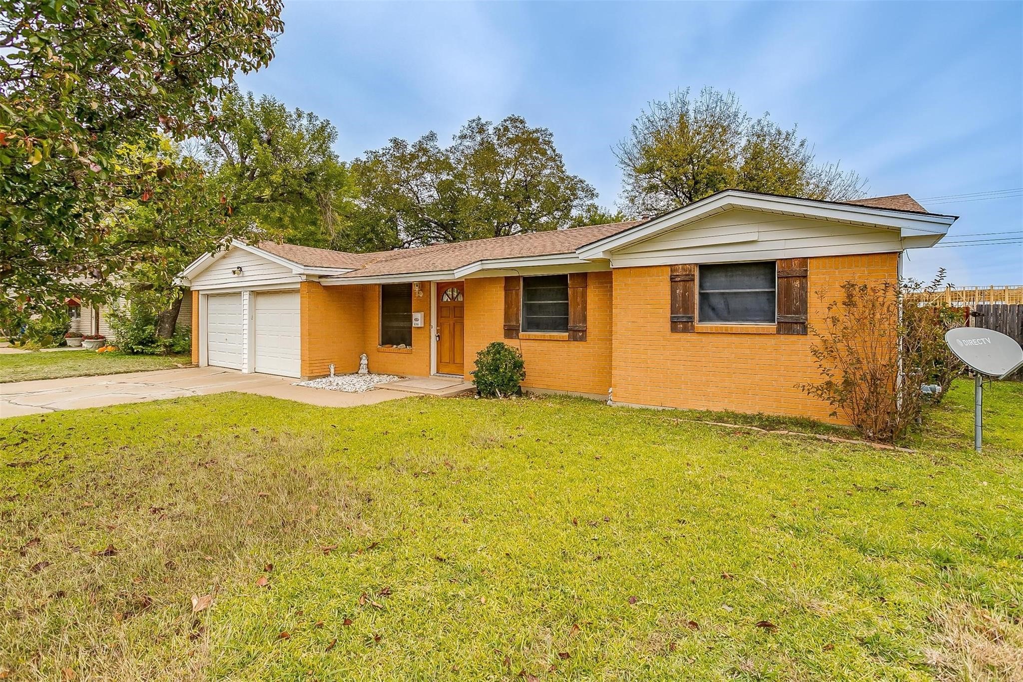 120 Wanda Way Burleson TX 76028