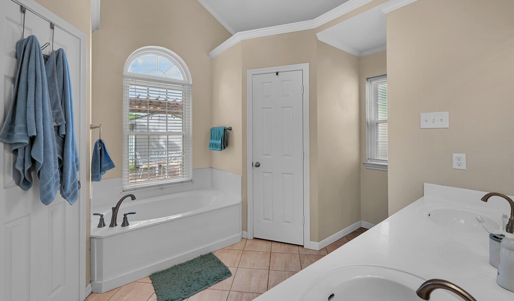 1060 Cheyenne Trail Hewitt TX 76643