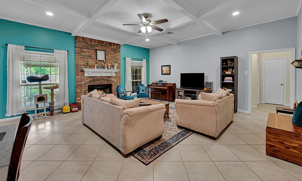 1060 Cheyenne Trail Hewitt TX 76643