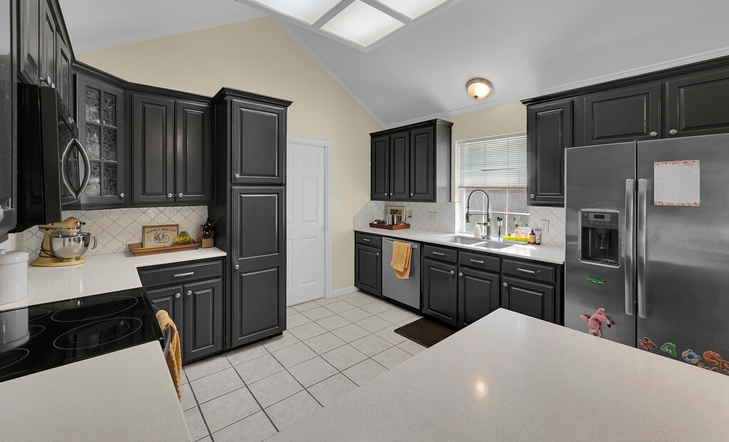 1060 Cheyenne Trail Hewitt TX 76643