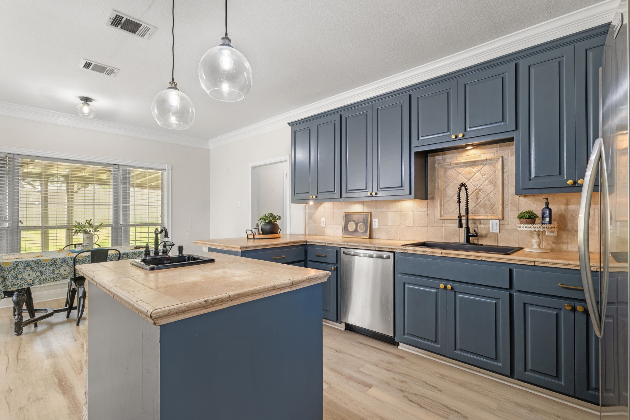 9440 Red River Street Woodway TX 76712