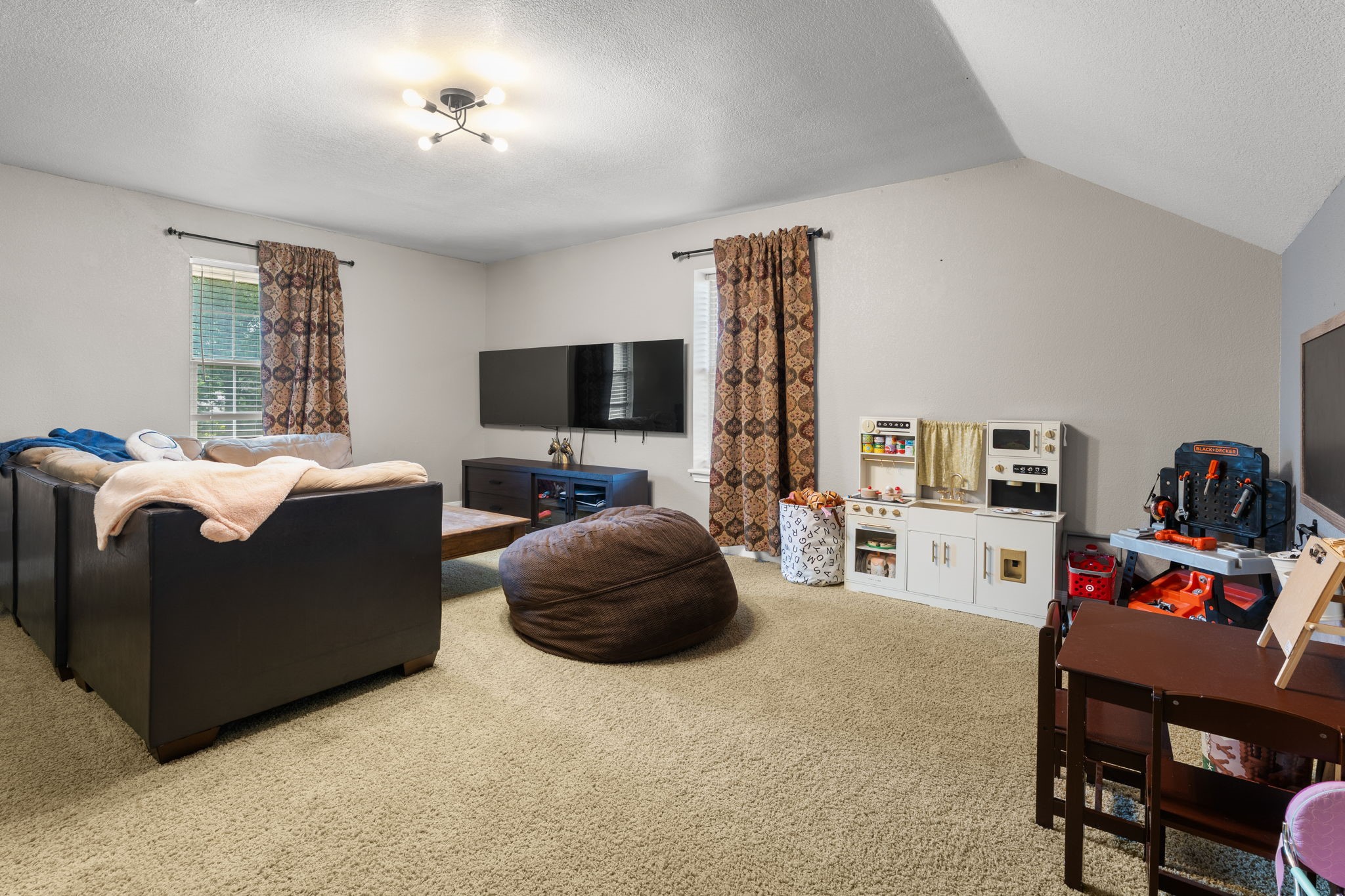 9440 Red River Street Woodway TX 76712