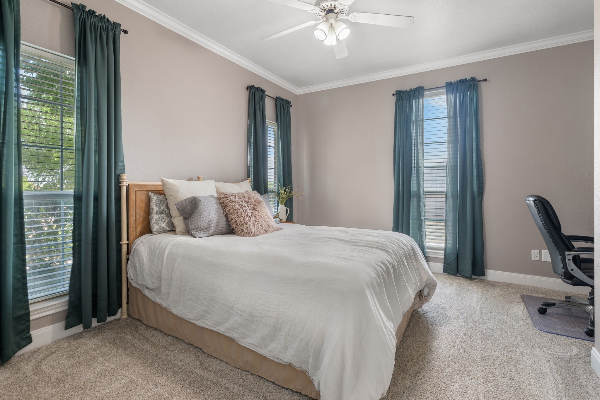 9440 Red River Street Woodway TX 76712
