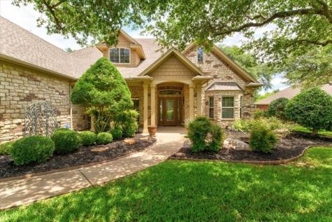 3203 Golden Oaks Circle Granbury TX 76049