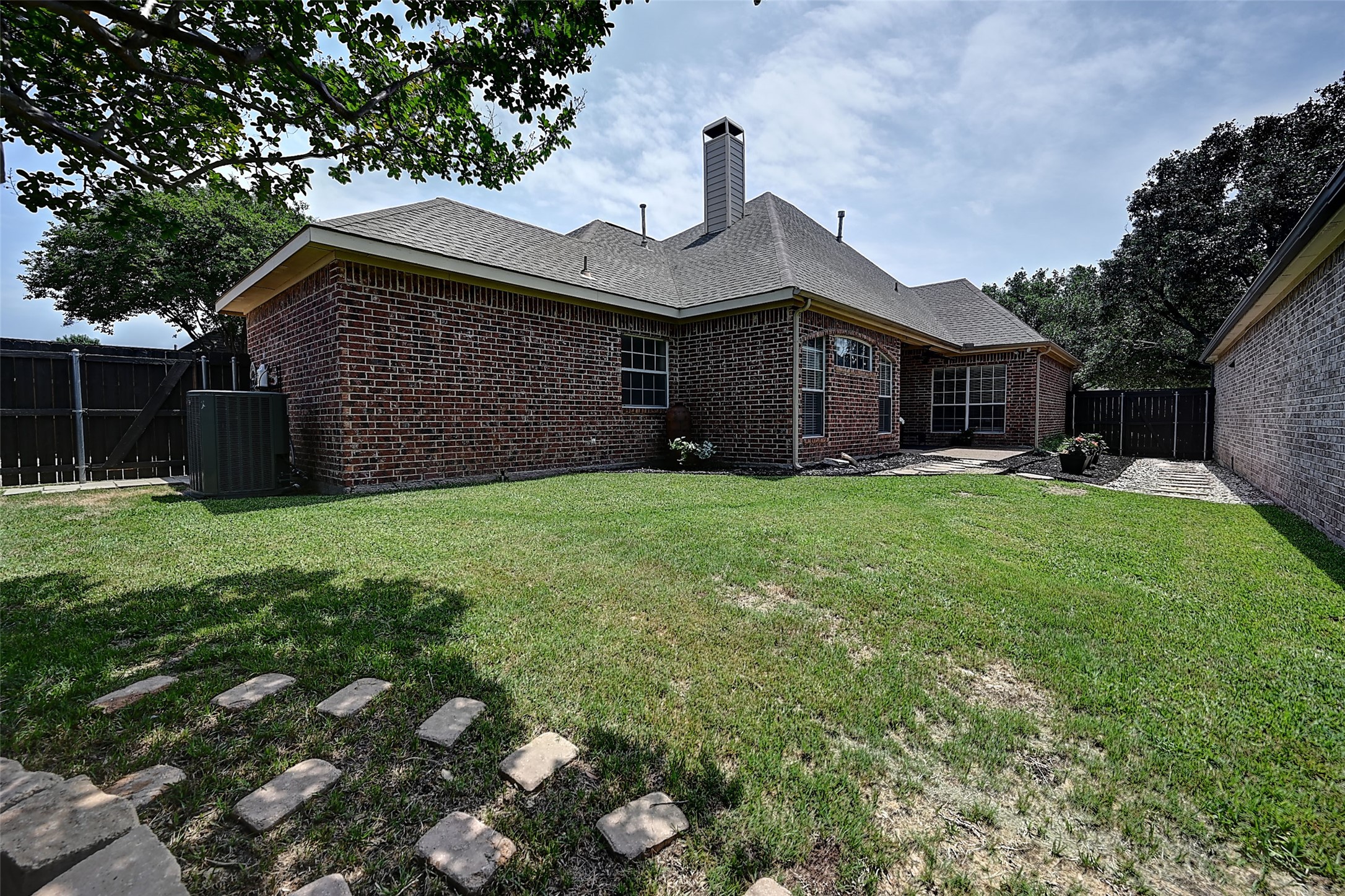 7512 Blossom Lane Frisco TX 75034