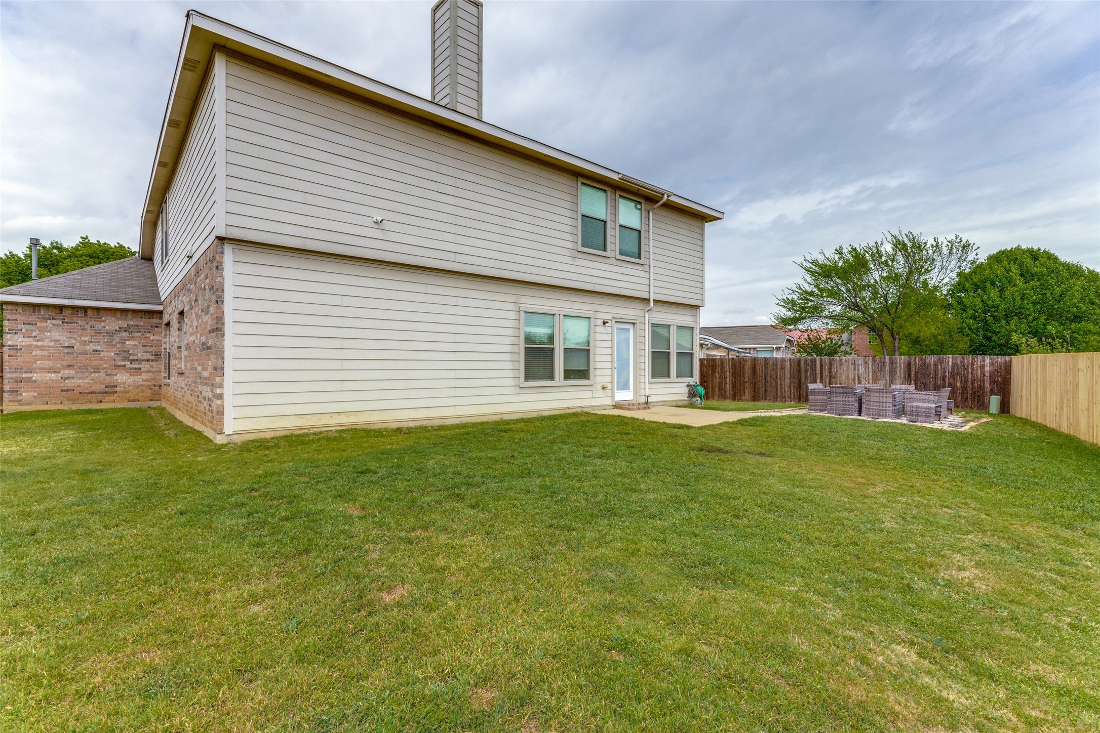 8233 Delafield Drive Fort Worth TX 76131