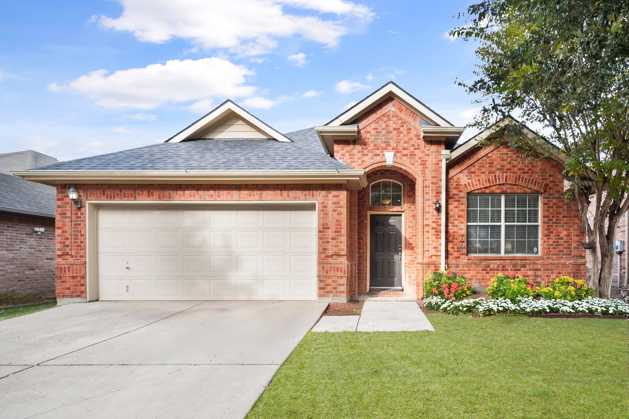 4405 Emerald Leaf Drive Mansfield TX 76063