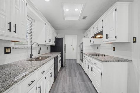 224 Driftwood Lane Desoto TX 75115