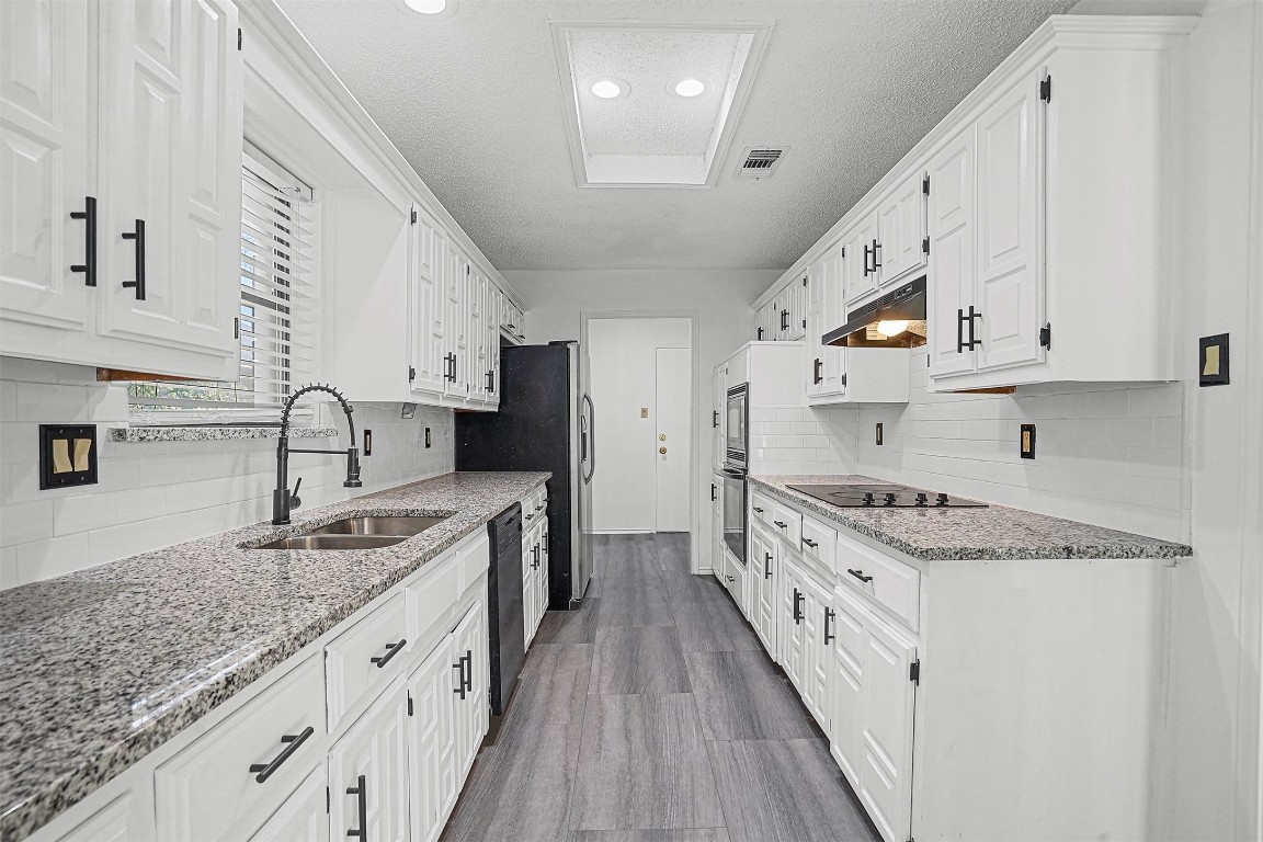 224 Driftwood Lane Desoto TX 75115
