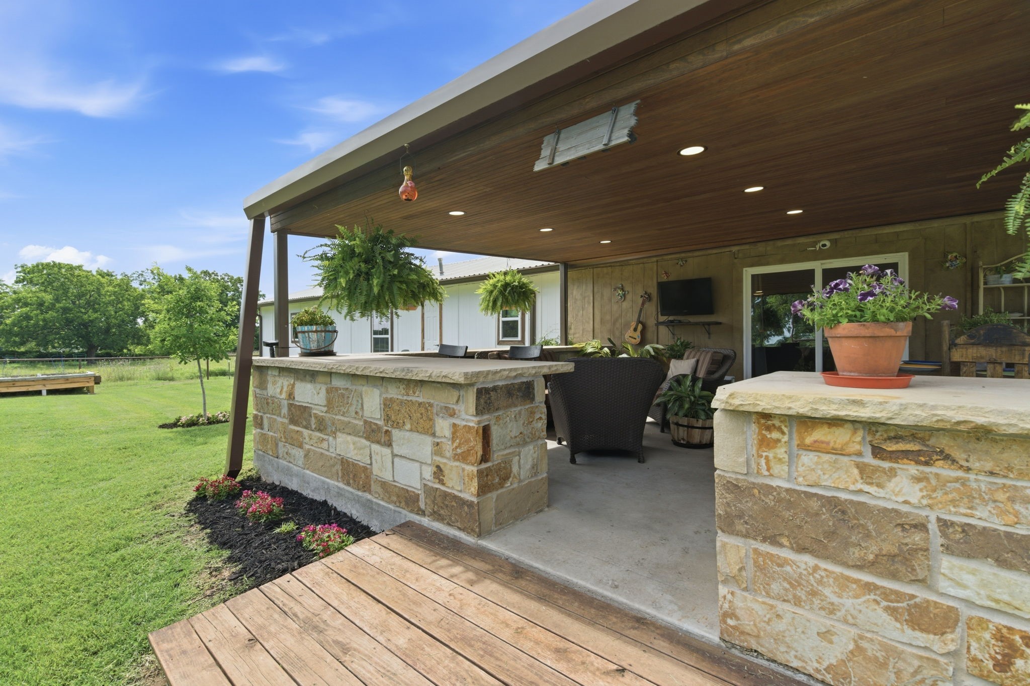 298 County Road 3940 Poolville TX 76487