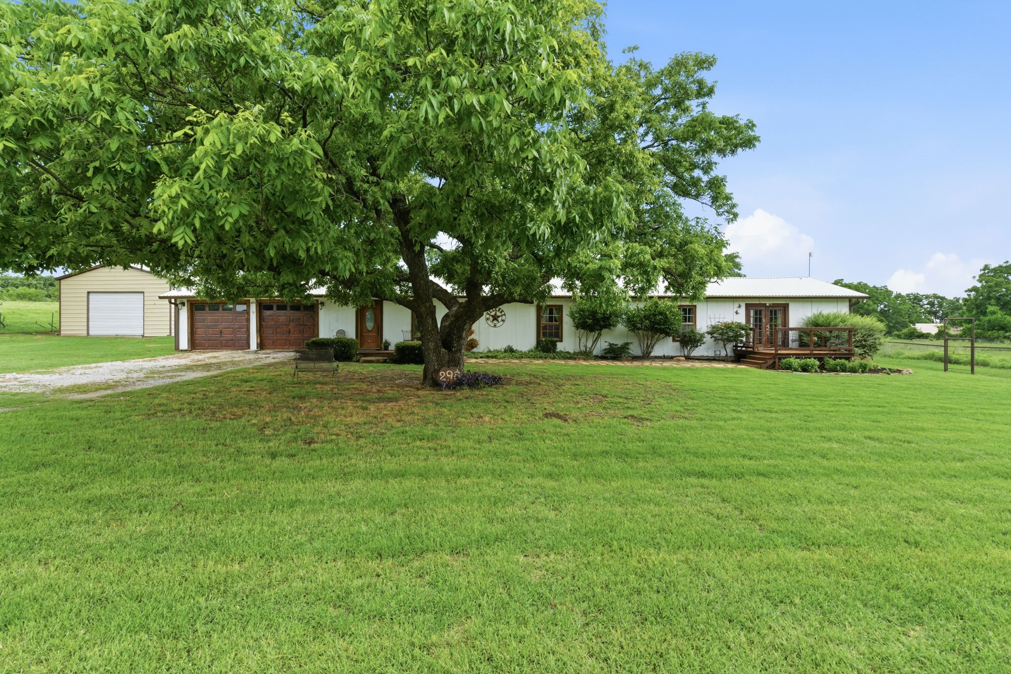 298 County Road 3940 Poolville TX 76487