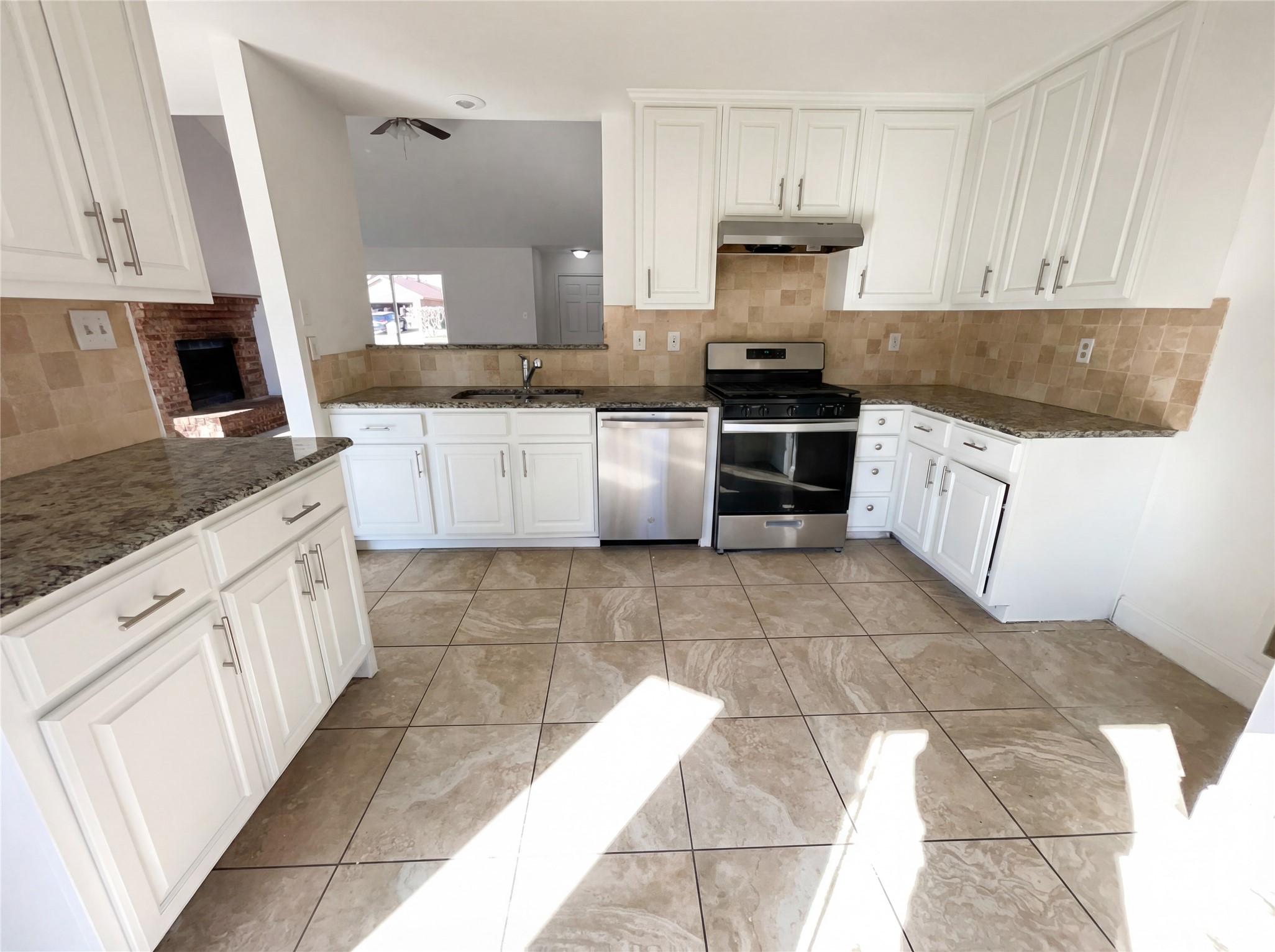8321 Cloverglen Lane Fort Worth TX 76123