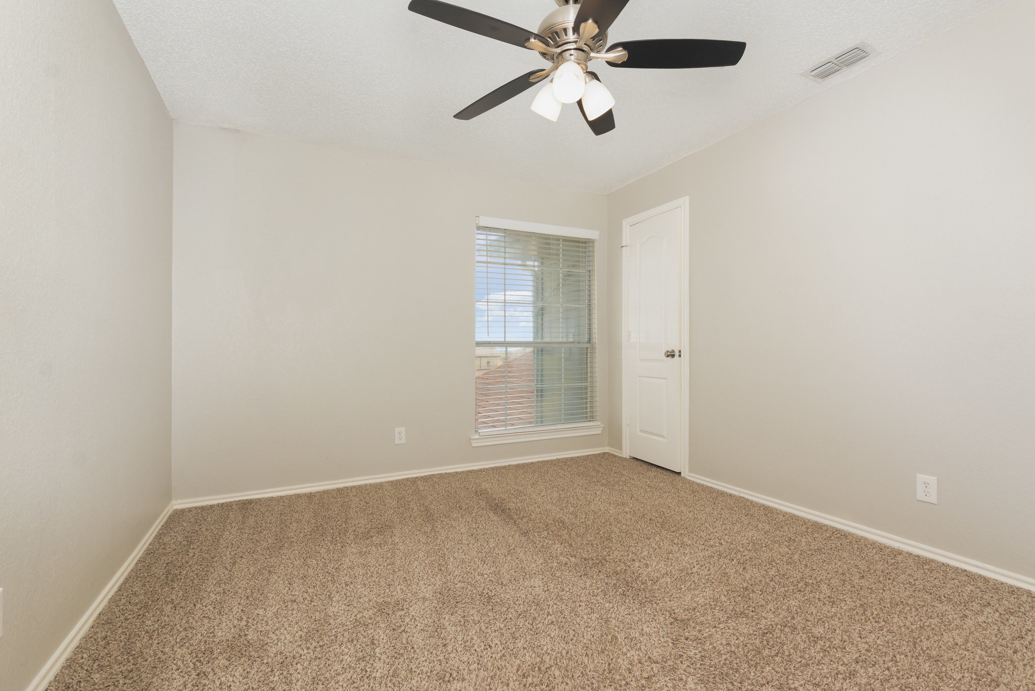 1305 Barclay Drive Carrollton TX 75007