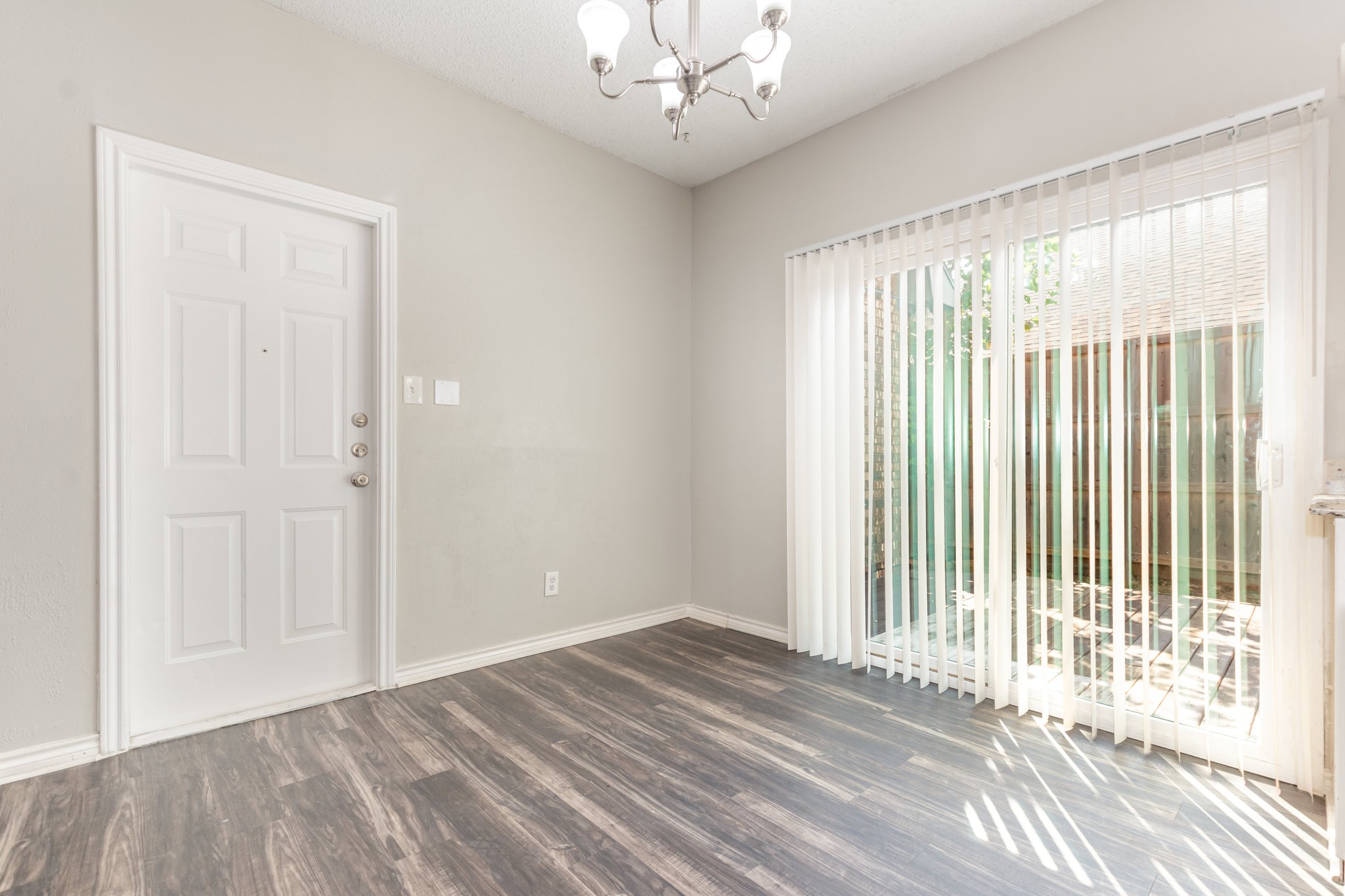 1305 Barclay Drive Carrollton TX 75007