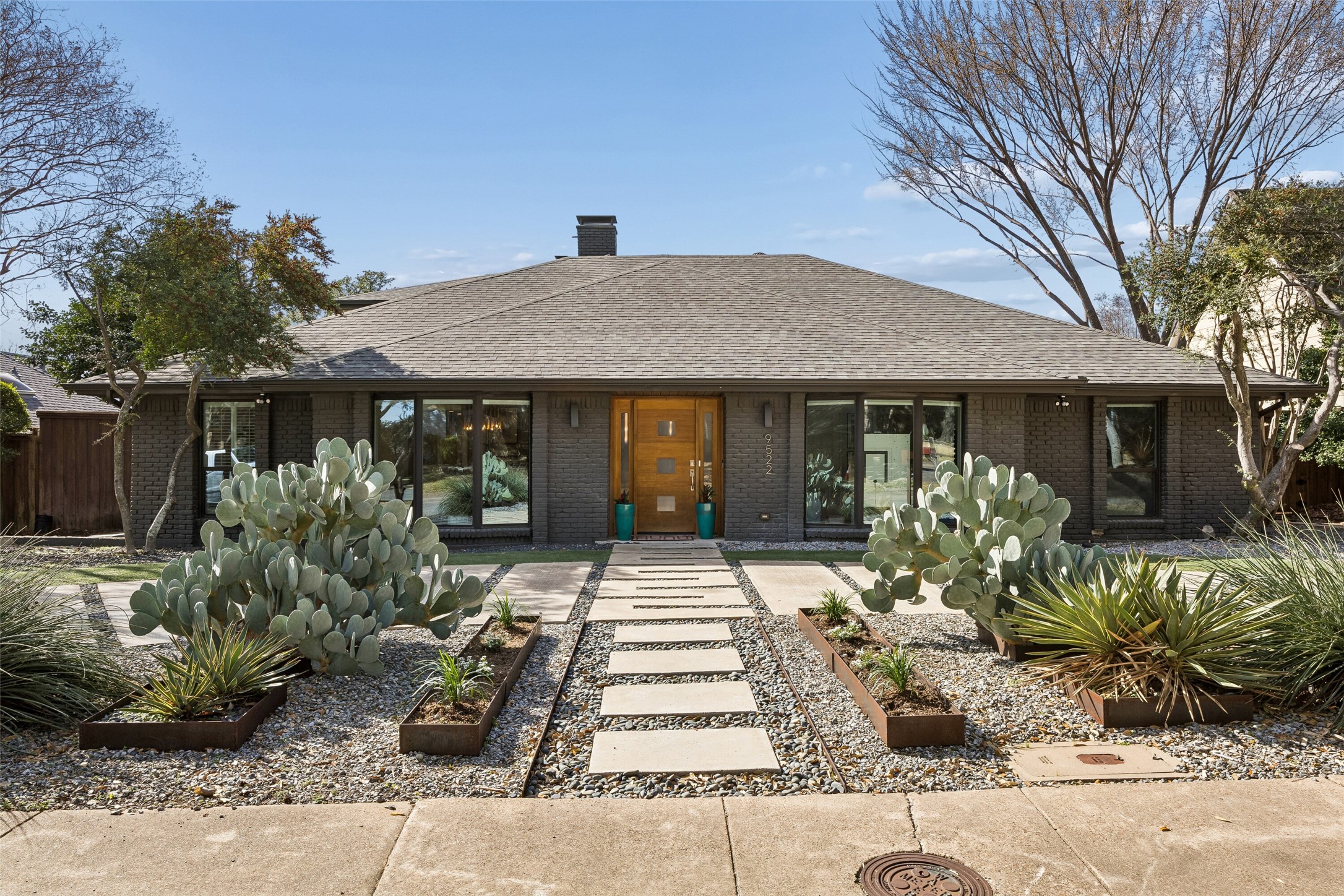 9522 Robin Meadow Drive Dallas TX 75243