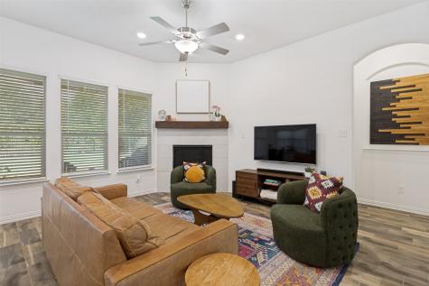 5556 Vaquero Road Fort Worth TX 76126