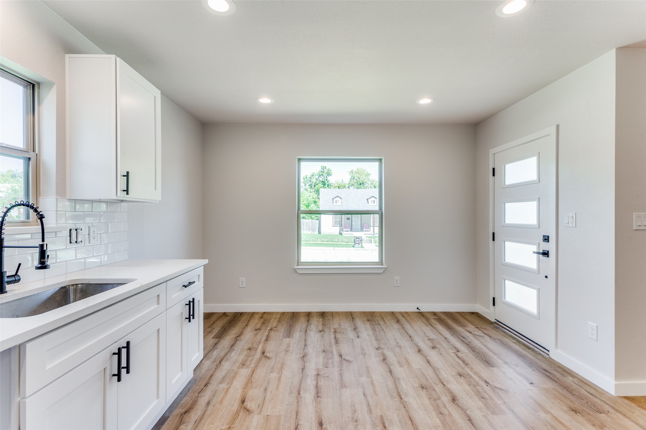 1104 E Mulkey Street Fort Worth TX 76104