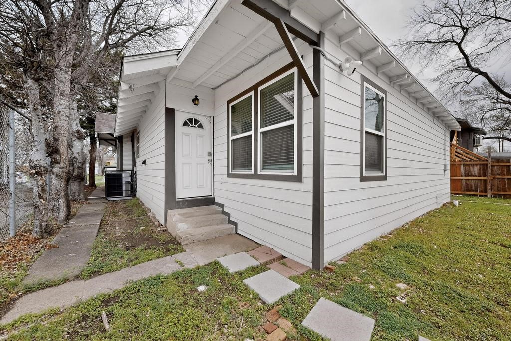 812 Centre Street Dallas TX 75208