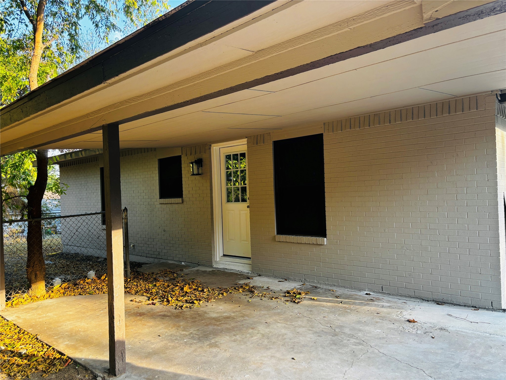 621 Colbert Avenue Sherman TX 75090