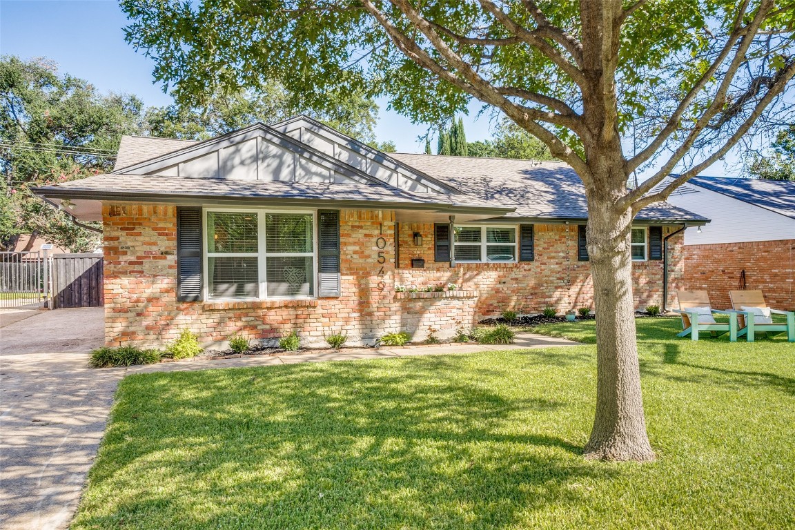 10549 Chesterton Drive Dallas TX 75238