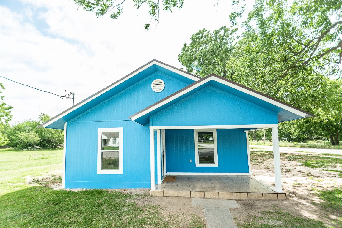 309 Bonham Street Nocona TX 76255
