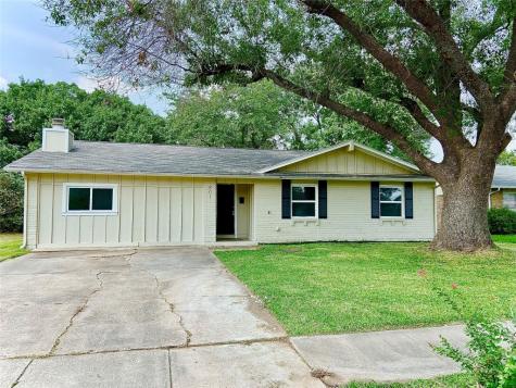 801 Northshore Drive Garland TX 75040