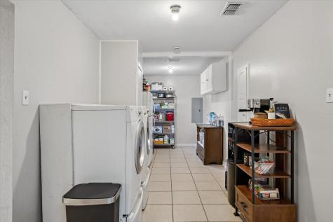 542 S Houston Street Edgewood TX 75117